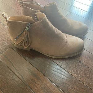 Ankle boots